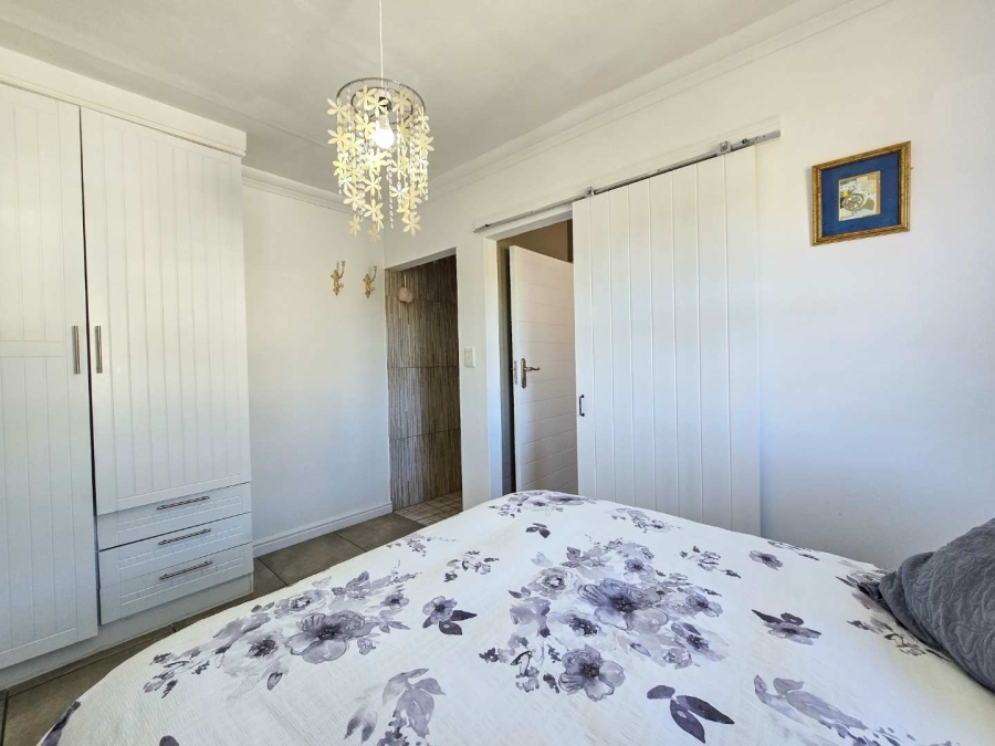 7 Bedroom Property for Sale in Stilbaai Wes Western Cape